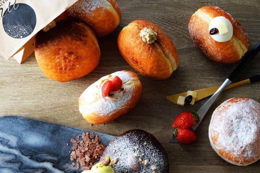 　「ＭＩＬＫ ＤＯ ｄｏｒｅ ｉｋｕ？」のドーナツイメージ