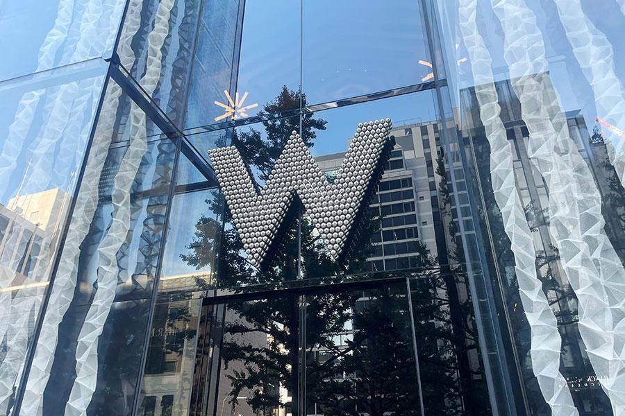 「Ｗ大阪」外観