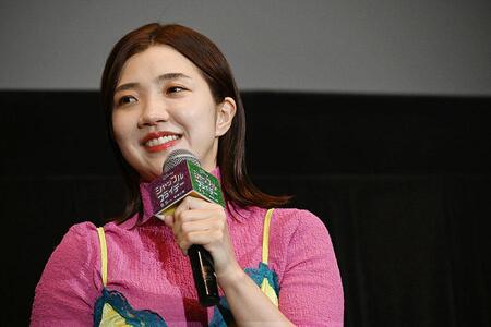 　『シャッフル・フライデー』の舞台挨拶にて、３時のヒロイン 福田麻貴（８月２７日・大阪市内 Ｌｍａｇａ.ｊｐ撮影）