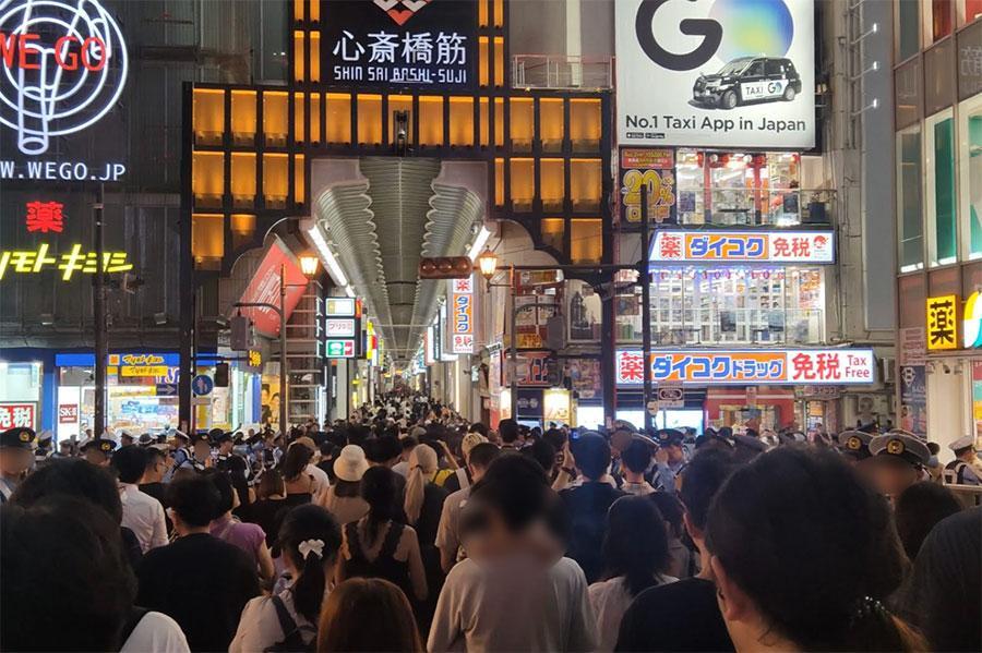 　阪神タイガース優勝決定直後、大阪・道頓堀「戎橋」の様子（９月７日・Ｌｍａｇａ.ｊｐ撮影）