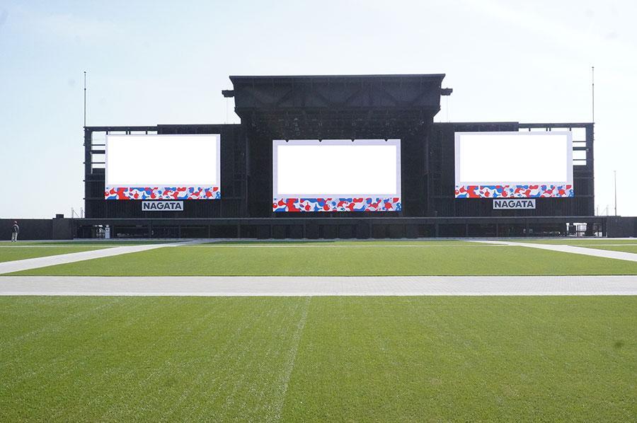 ＥＸＰＯアリーナ「Ｍａｔｓｕｒｉ」は最大約１万６０００人を収容できる（Ｌｍａｇａ．ｊｐ撮影）