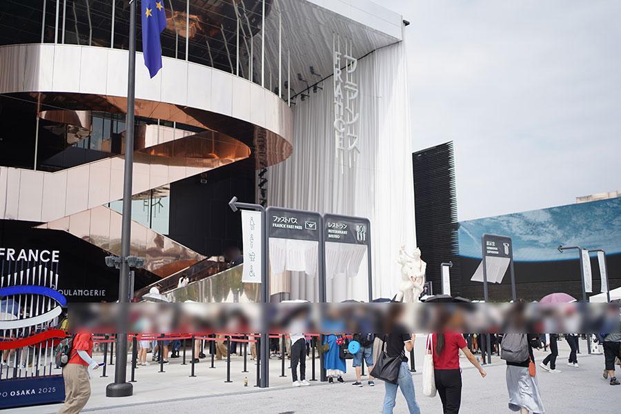 　『大阪・関西万博』の「フランス・パビリオン」外観（８月２９日／Ｌｍａｇａ.ｊｐ撮影）
