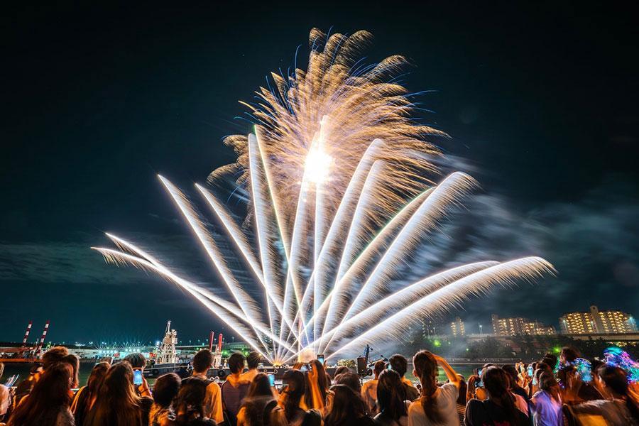 関西・大阪の「花火大会２０２５」、１１月・１０月・１１月おすすめスポットをご紹介