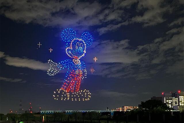 大阪の夜空に…巨大ミッキー出現！「くらわんか花火」初のディズニー