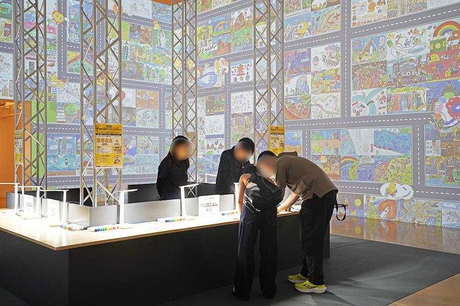 「兵庫県立美術館」（神戸市中央区）で１０月１３日まで開催中の『ひょうごＥＸＰＯ ＴＥＲＭＩＮＡＬ」（１０月７日／Ｌｍａｇａ.ｊｐ撮影）
