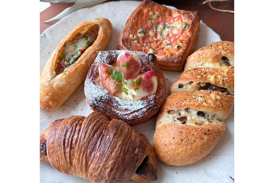 『ＨＥＲＢＩＳ ＢＲＥＡＤ ＭＡＲＣＨＥ ｗｉｔｈ 地元パン』に出店する「米粉パンＬｅ・Ｒｉｚ」