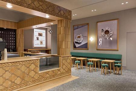 　「ザカフェ大阪」内観