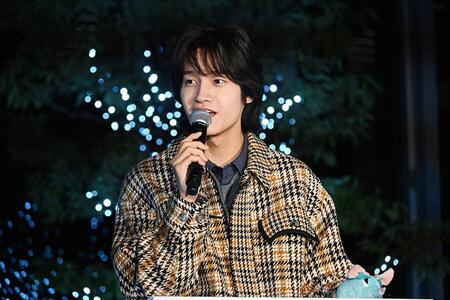 　映画『トリツカレ男』公開記念イベントに登場し、松竹座の思い出を語るＡぇ！ ｇｒｏｕｐの佐野晶哉（１０月３０日・あべのハルカス）