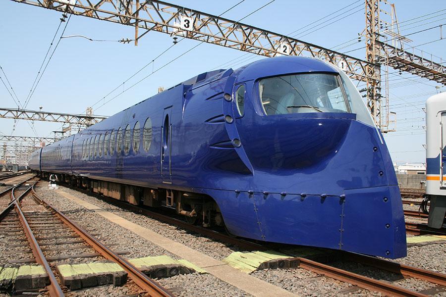 　南海電鉄の特急ラピート