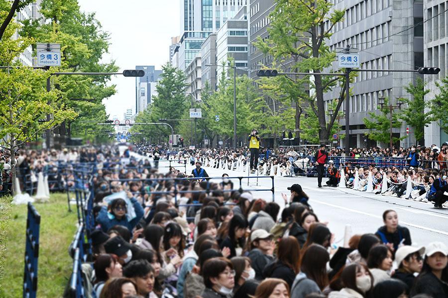 　「御堂筋ランウェイ２０２５」の様子（１１月３日 Ｌｍａｇａ.ｊｐ撮影）