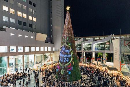 　梅田スカイビルのクリスマスマーケット『Ｗｏｎｄｅｒ Ｃｈｒｉｓｔｍａｓ Ｍａｒｃｈｅ』過去開催の様子