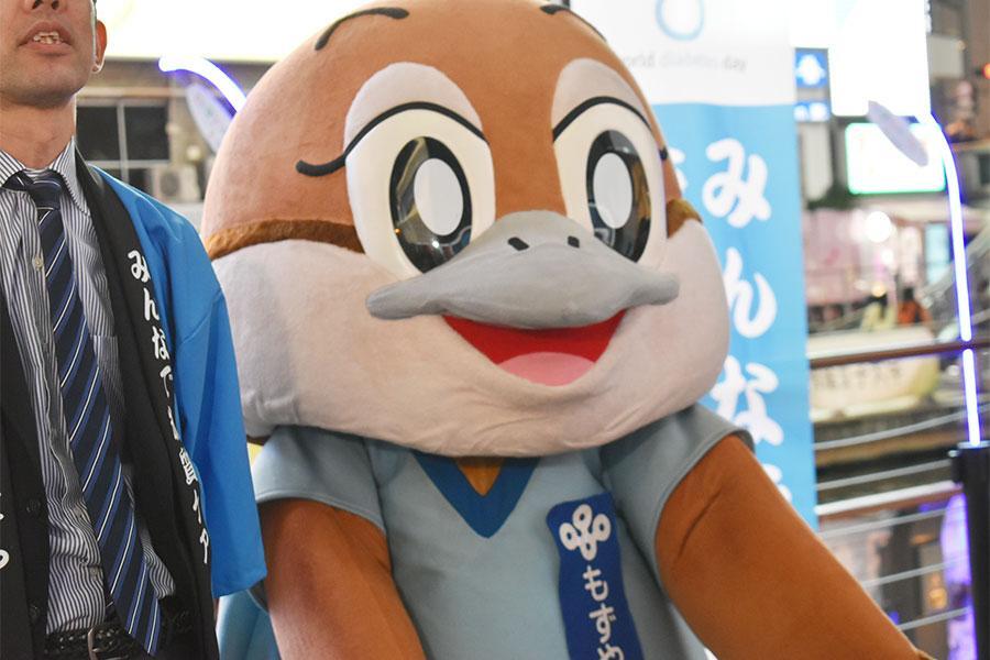 　点灯式イベントのもずやん（Ｌｍａｇａ．ｊｐ撮影）