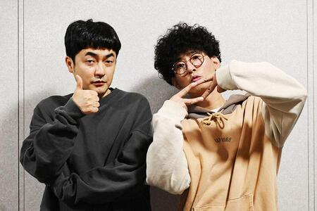 　お笑いコンビ・たくろう（左から赤木裕、木村バンド：Ｌｍａｇａ.ｊｐ撮影）