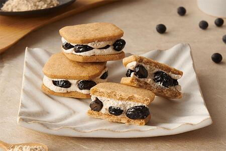 　「大丸梅田店」（大阪市北区）で買うことができる＜善祥庵＞「生かさね 黒豆きなこ」１個・４８６円