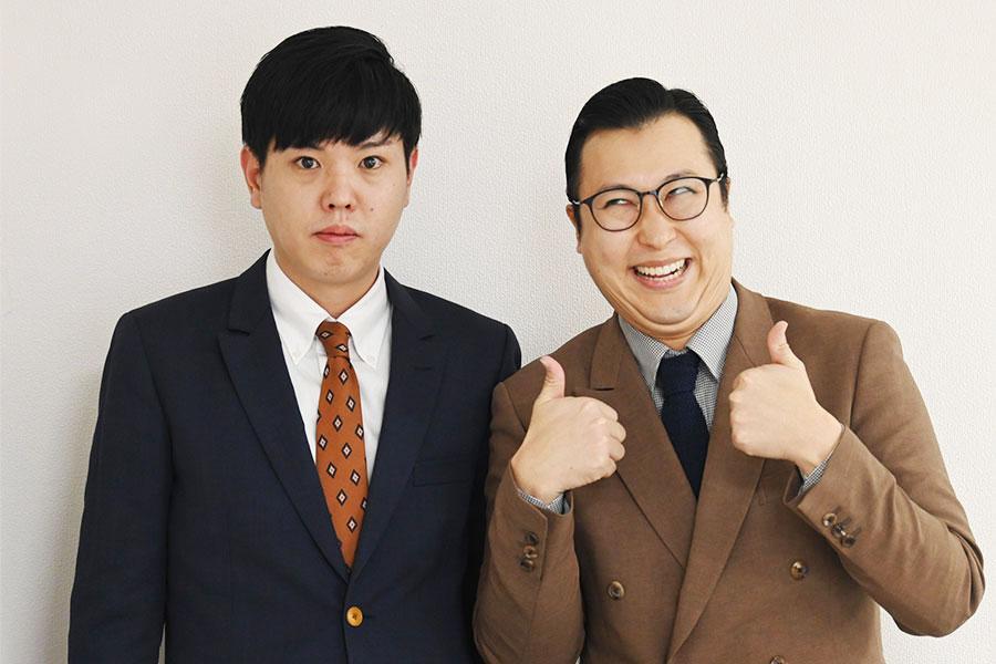 　お笑いコンビ・華山（左からやすい、にこらす：Ｌｍａｇａ.ｊｐ撮影）