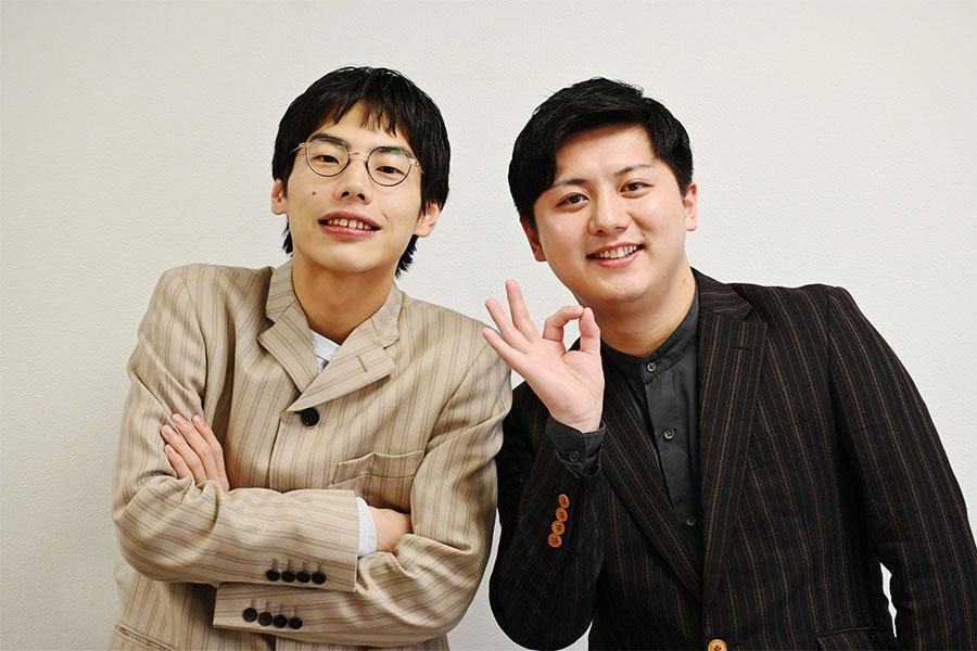 　お笑いコンビ・空前メテオ（左から茶屋、大門正尚：Ｌｍａｇａ.ｊｐ撮影）