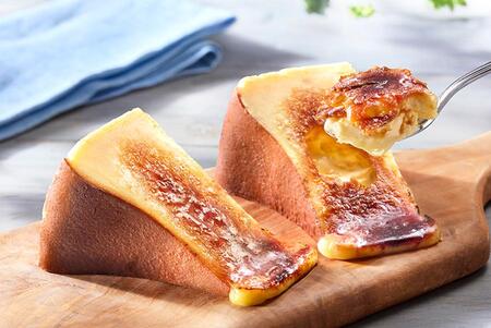 　「ブリュレバスクチーズ ブリュレ・メルチー」（３個入１９４４円）、発売時間は１０時～、１６時～