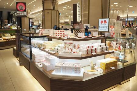 　「阪急うめだ本店」地下１階オープンした「五十鈴茶屋」（１月１４日 Ｌｍａｇａ.ｊｐ撮影）