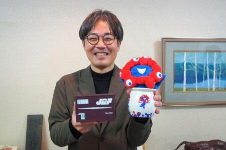 　淡路屋本社で代表締役副社長・柳本雄基さんを直撃！