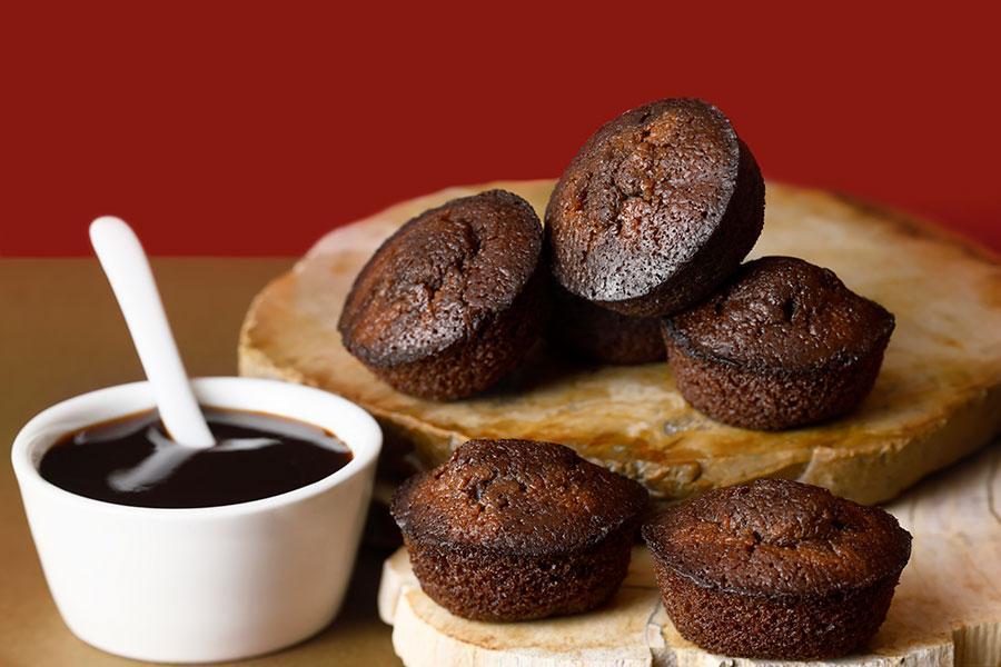 　「大阪カカオ～大阪ショコラ・フィナンシェ～」ソース・ドゥ・フリュイ（１０個入・１２９６円）