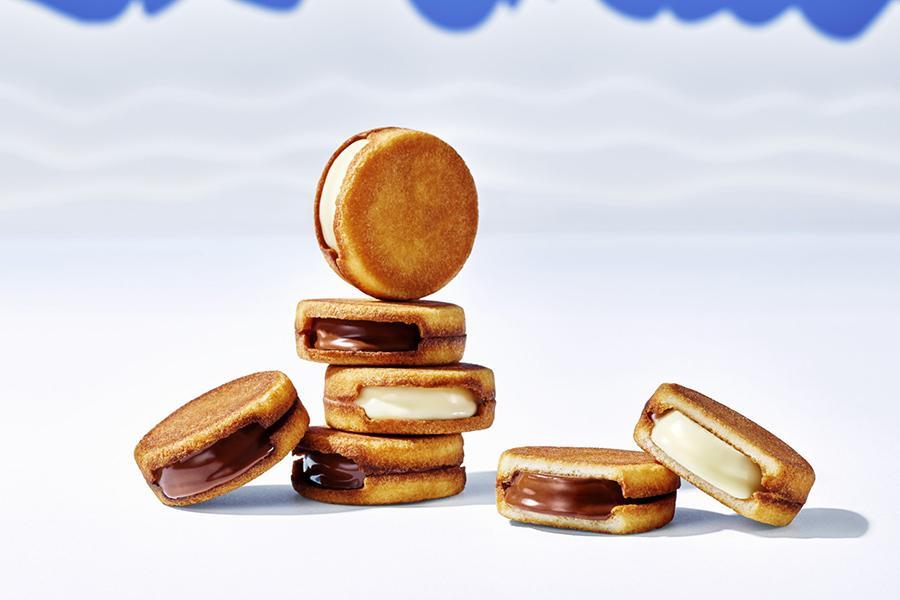 　「ＳＮＯＷＳ」のスノーサンド（５個入・白／黒各１０８０円、８個入・白と黒 各４個入各１９９８円）