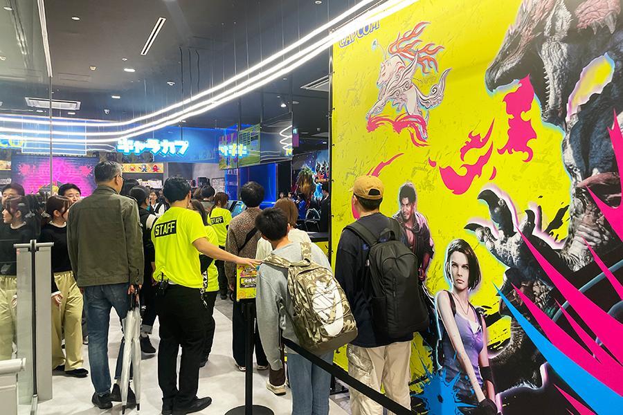 　「ＣＡＰＣＯＭＩＸ」がオープンした初日の様子（Ｌｍａｇａ.ｊｐ撮影）