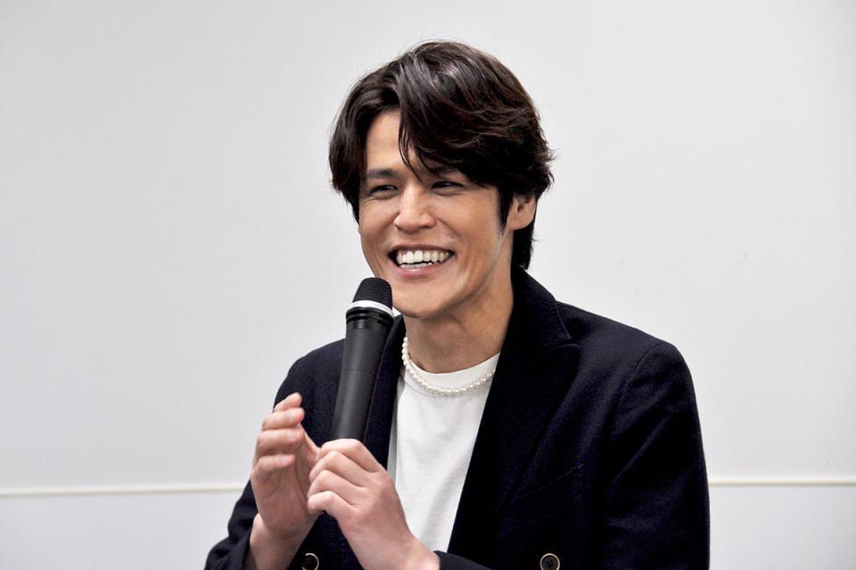 　大阪でおこなわれた『アケチコ！～蒸気の黒ダイヤ、あるいは狂気の島～』の会見にて。宮野真守（４月３日・Ｌｍａｇａ.ｊｐ撮影）