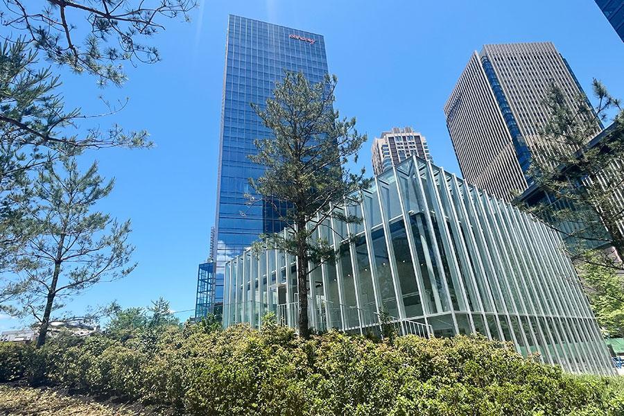 　会場の「ＶＳ.」（２０２４年５月・Ｌｍａｇａ.ｊｐ撮影）