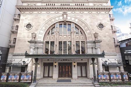 　現在の「大阪松竹座」外観©松竹