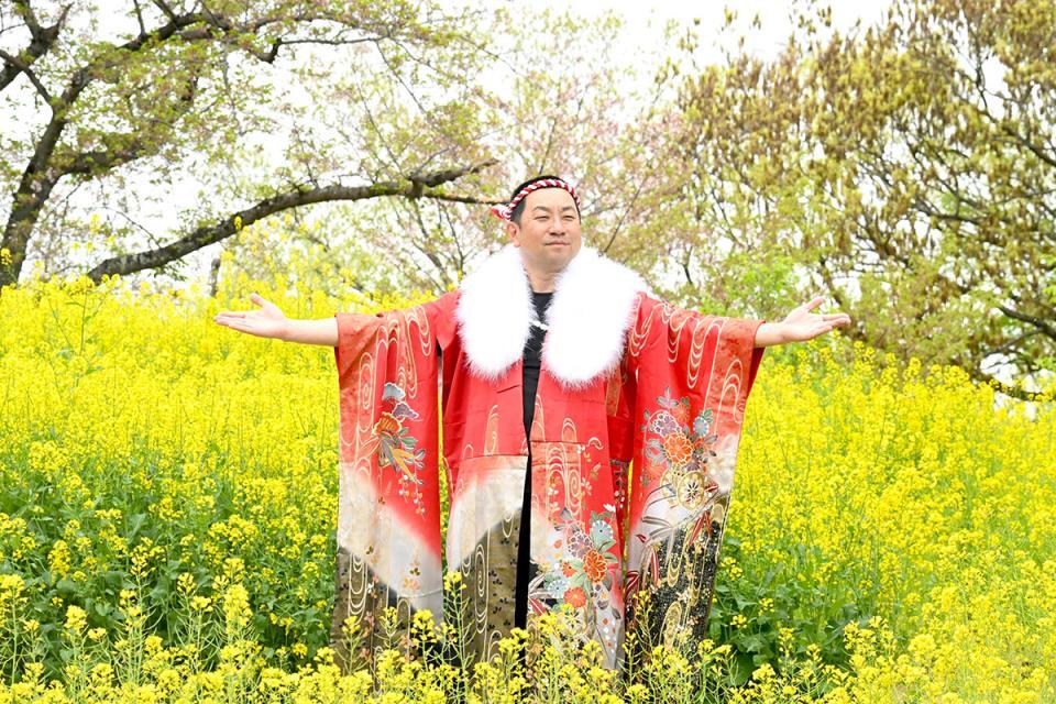 　盆踊りソング『あいわずぼーんとぅ盆踊り』をリリースしたレイザーラモンＲＧ（４月１３日・Ｌｍａｇａ.ｊｐ撮影）