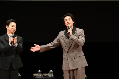 「大河ドラマ『豊臣兄弟！』トークライブ in 高島」での様子。仲野太賀、大東駿介（4月19日）