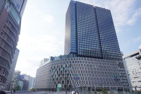 　「阪神梅田本店」の外観