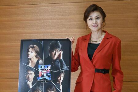 　サスペンス演劇『罠』の会見に出席した藤原紀香（４月２８日・大阪市内）