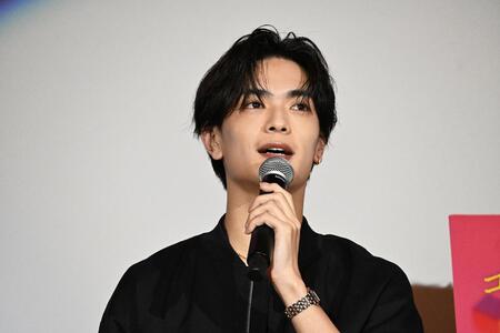 　『山口くんはワルくない』の大阪舞台挨拶に登壇したなにわ男子・高橋恭平（５月７日・ＴＯＨＯシネマズ 梅田・Ｌｍａｇａ.ｊｐ）