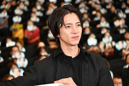 　映画『正直不動産』の大阪舞台挨拶に登場した山下智久（５月２６日・ＴＯＨＯシネマズ梅田・Ｌｍａｇａ.ｊｐ撮影）