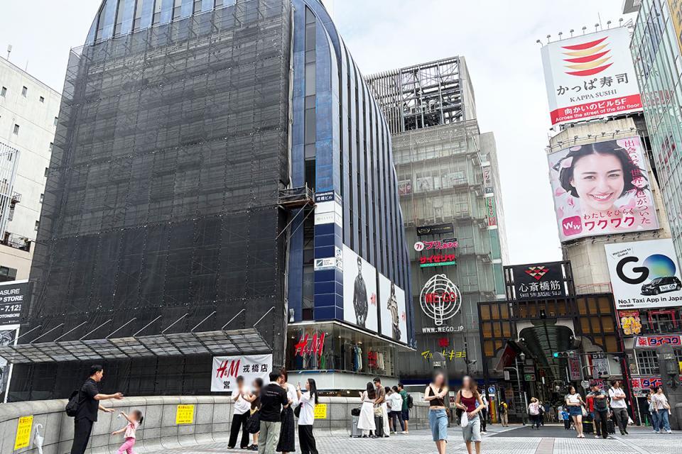 　大阪・道頓堀にある「Ｈ＆Ｍ戎橋店」（Ｌｍａｇａ.ｊｐ撮影）