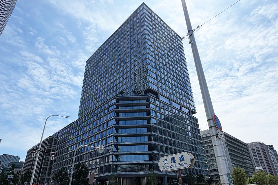 「淀屋橋ゲートタワー」外観