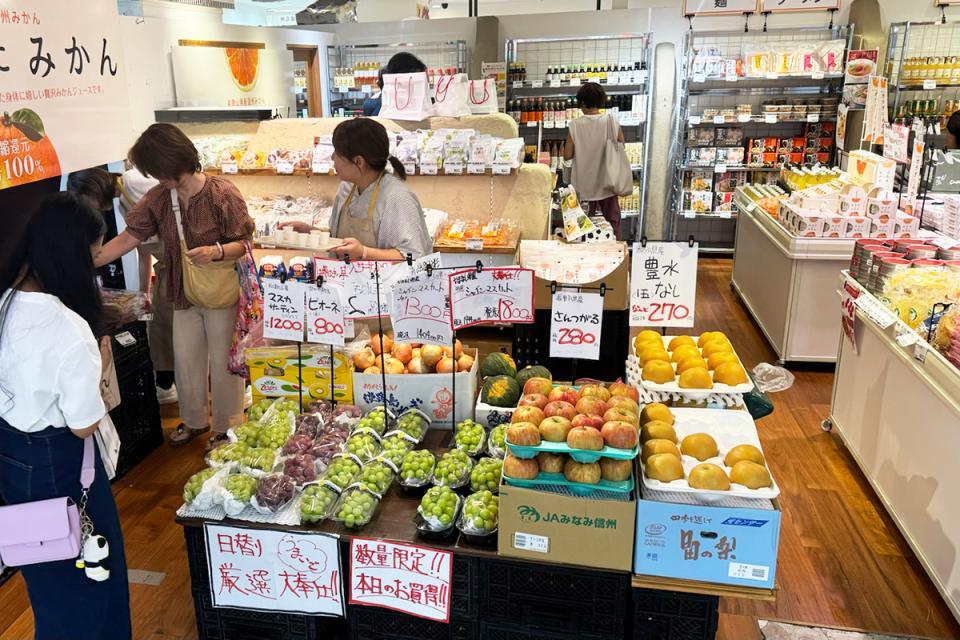 過去に開催された『和歌山マルシェ』の様子