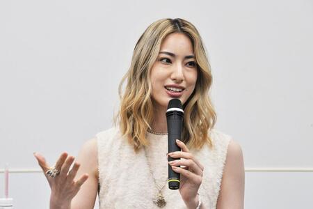 『髑髏城の七人 LAST STAND』の会見にて、極楽太夫への意気込みを語る柚香光（9月4日・大阪市内）