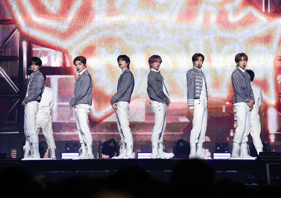 　９月４日におこなわれた『２０２６ ＴＷＳ ＴＯＵＲ '２４/７:ＦＯＲ:ＹＯＵ' ＩＮ ＪＡＰＡＮ』の兵庫公演の様子（Ｐ）＆（Ｃ） ＰＬＥＤＩＳ Ｅｎｔｅｒｔａｉｎｍｅｎｔ  