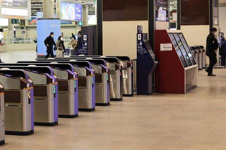 阪急電鉄の駅のホームでたまに見かける手洗い場って…？（写真提供：阪急電鉄）
