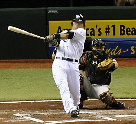 　６月１日、レイズ‐オリオールズ戦で本塁打を放った松井だが、去就が決まらない（共同）