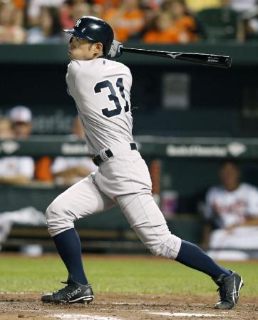 　オリオールズ戦の５回、中飛に倒れるヤンキースのイチロー＝ボルティモア（共同）