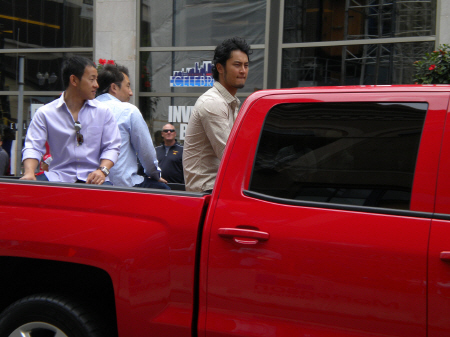 試合前に行われたパレードに参加したレンジャーズ・ダルビッシュ＝ミネアポリス