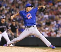 　ロッキーズ戦の６回途中から、２０１３年５月２６日以来の登板を果たしたカブス・藤川＝デンバー（共同）