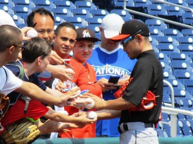 イチ、７戦連続安打「先発はとても楽」