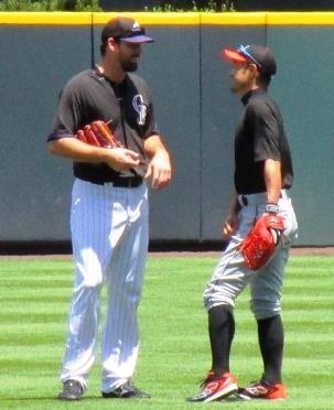 イチ、代打で１カ月ぶり打点も凡打に…