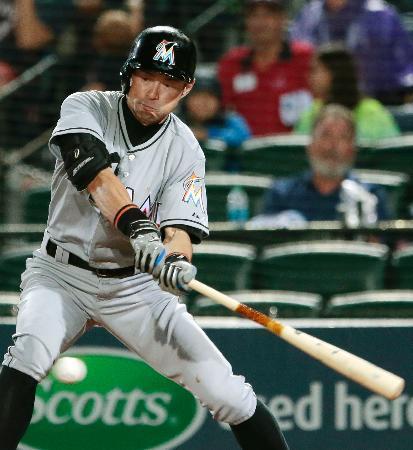 マーリンズ、イチローは２安打