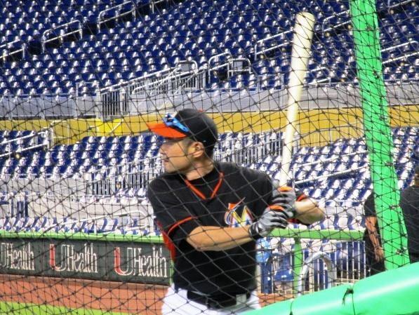 試合前に打撃練習を行うイチロー＝マイアミ（撮影・小林信行）