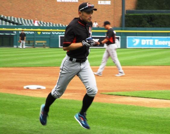 試合前にベースランニングをするイチロー（撮影・小林信行）